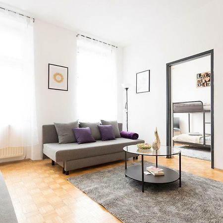 Lovely Two Level Apartment For Families Wenen Buitenkant foto
