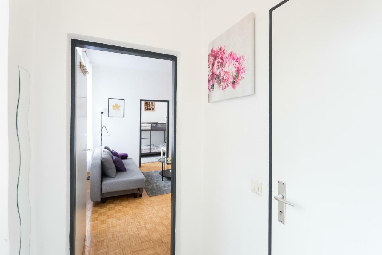 Lovely Two Level Apartment For Families Wenen Buitenkant foto