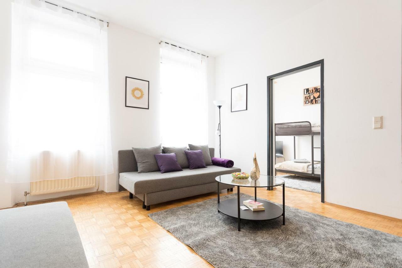 Lovely Two Level Apartment For Families Wenen Buitenkant foto
