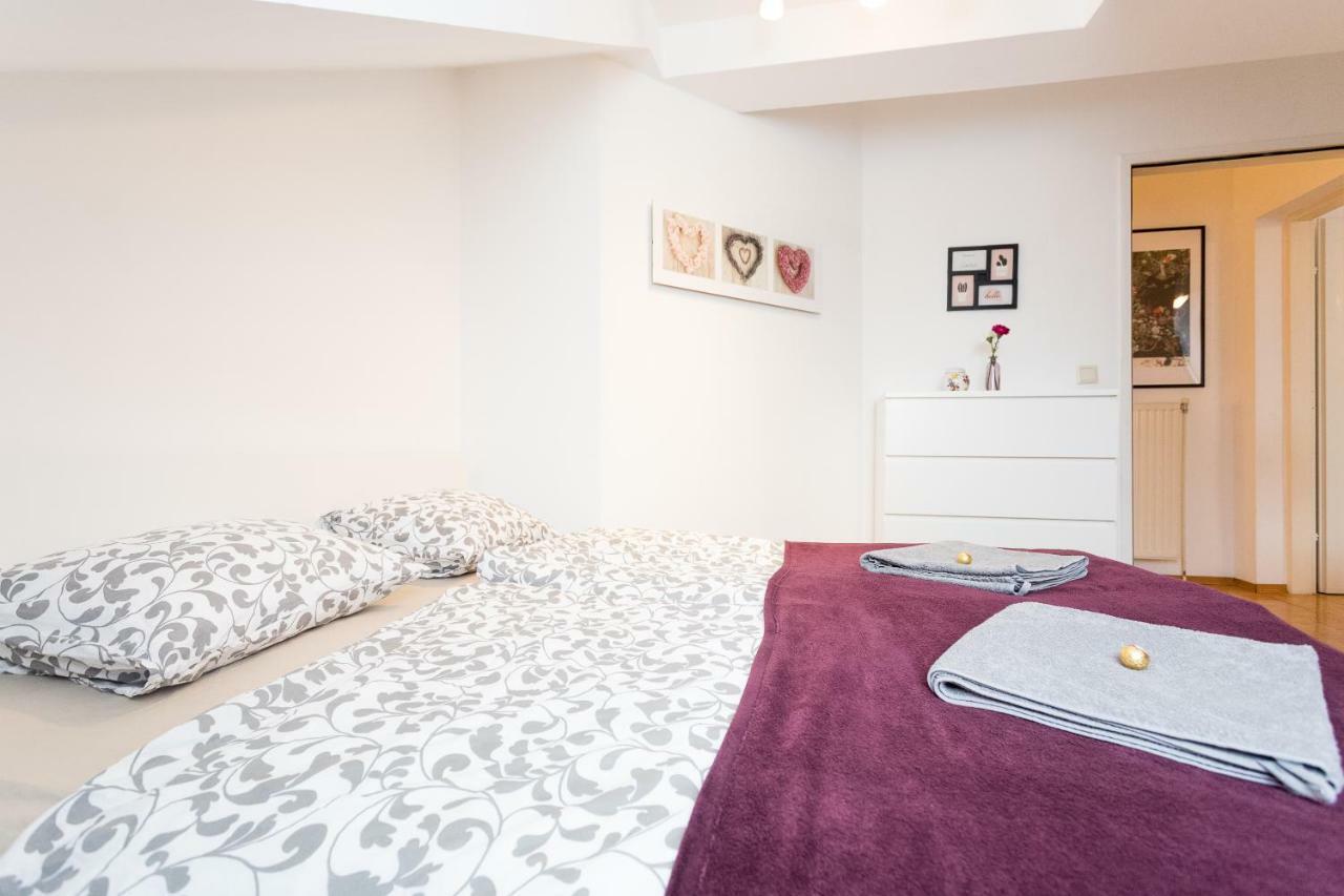Lovely Two Level Apartment For Families Wenen Buitenkant foto