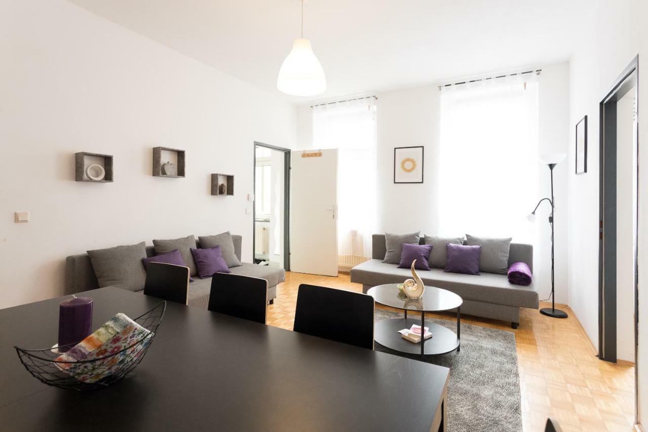 Lovely Two Level Apartment For Families Wenen Buitenkant foto
